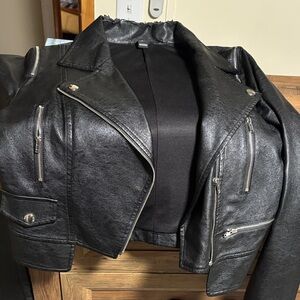 Windsor Shiny Black Leather Jacket
